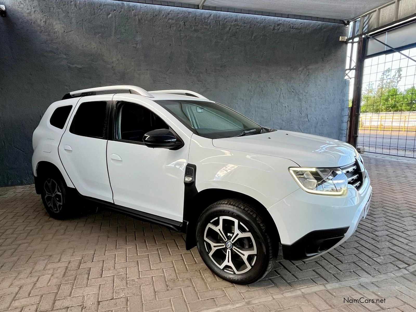 2021 Renault Duster photo 2