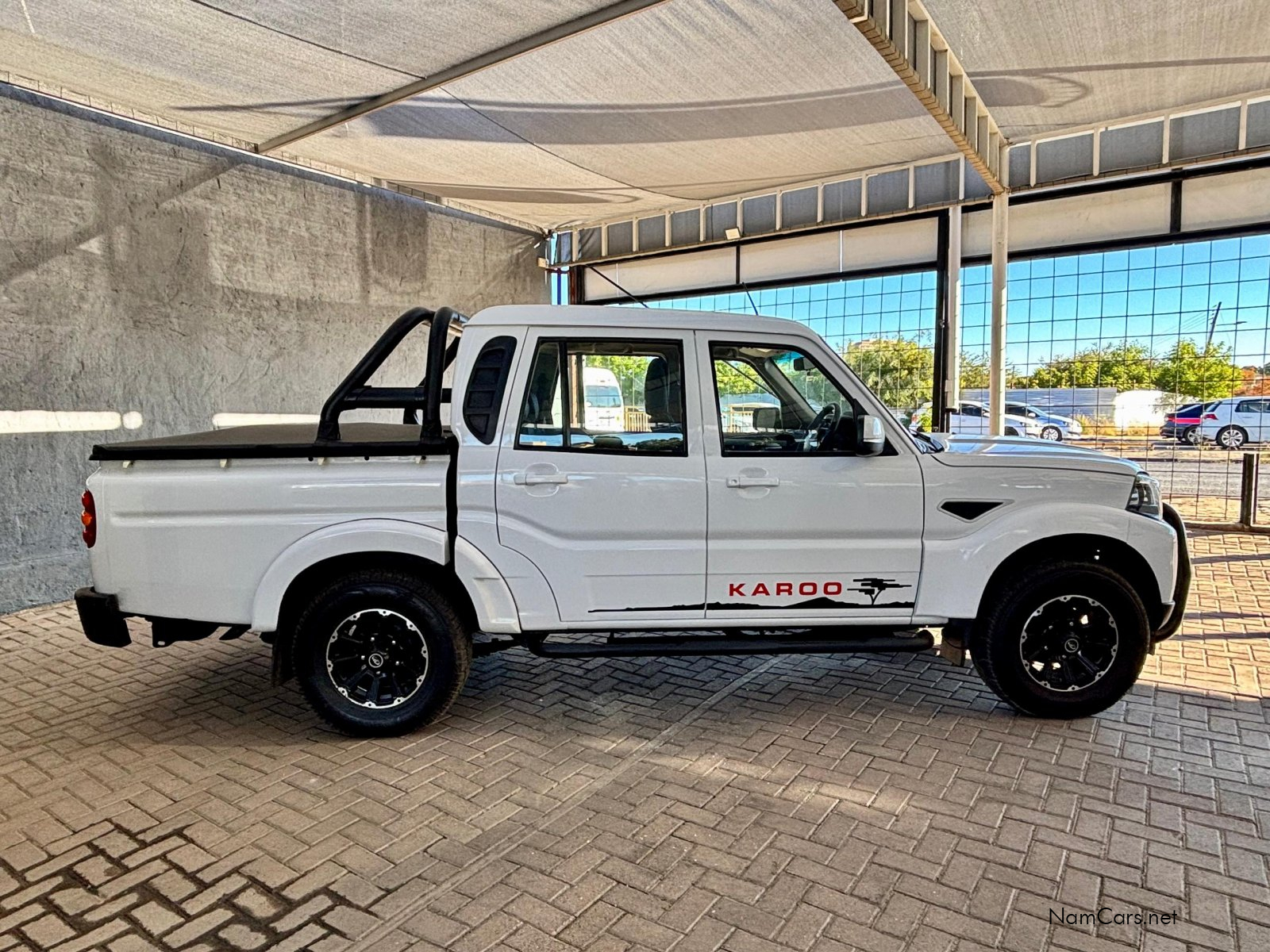 2022 Mahindra PIK UP photo 4