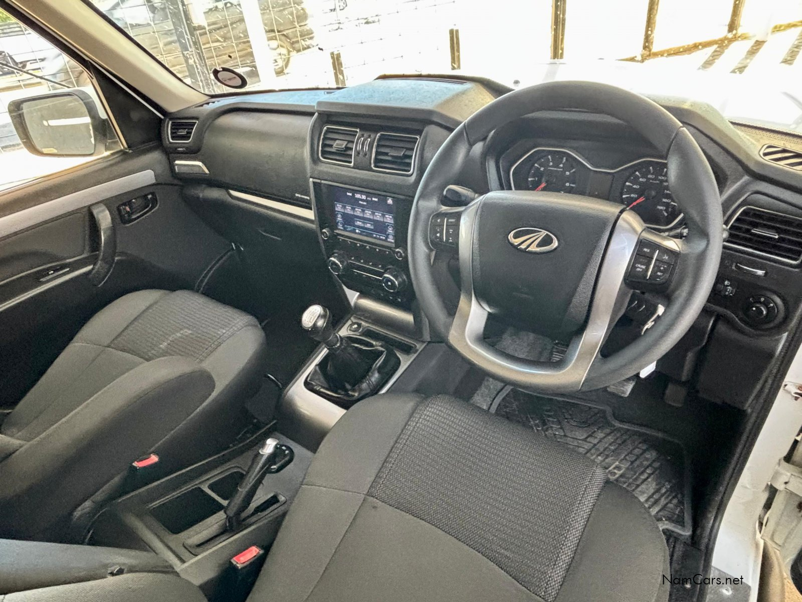 2022 Mahindra PIK UP photo 5