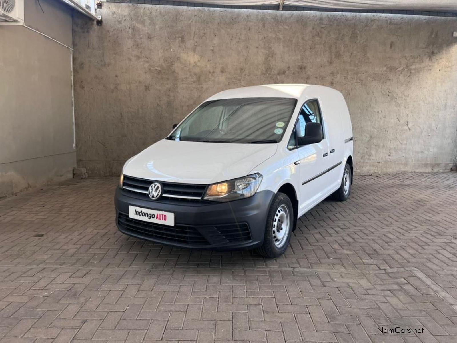 2019 Volkswagen Caddy photo 2
