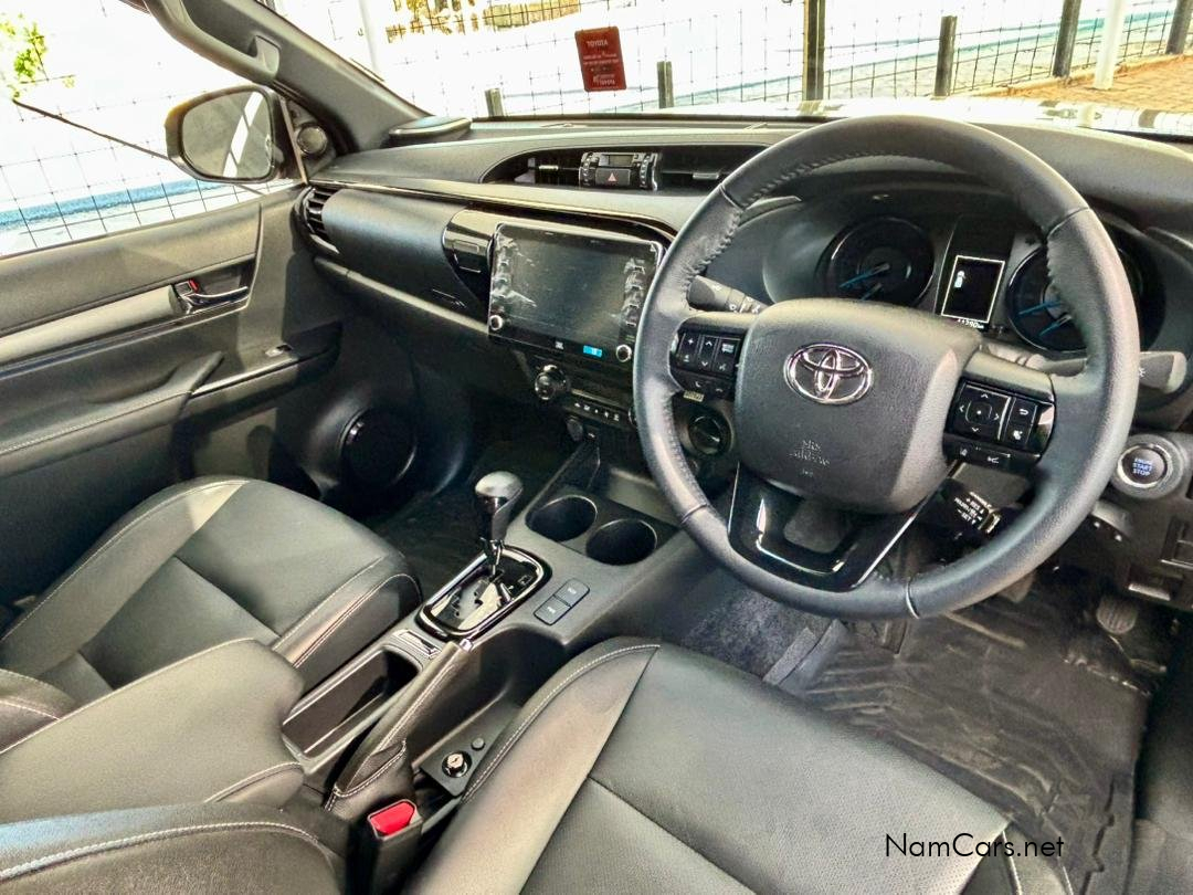 2025 Toyota Hilux photo 5