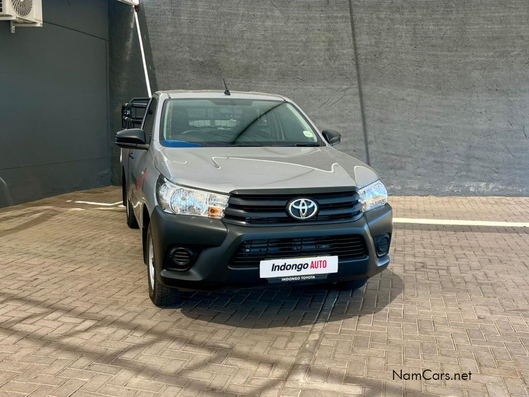 2026 Toyota Hilux photo 2
