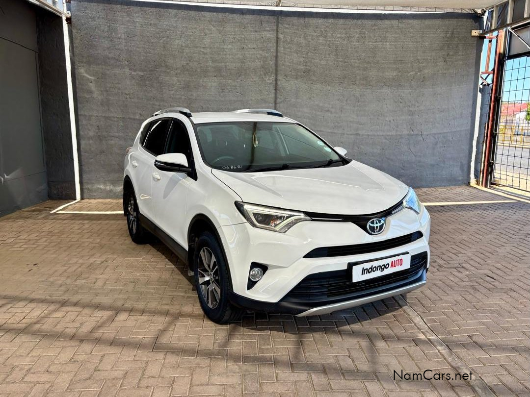 2016 Toyota Rav4 photo 1