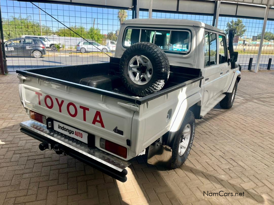 2023 Toyota Land Cruiser photo 2