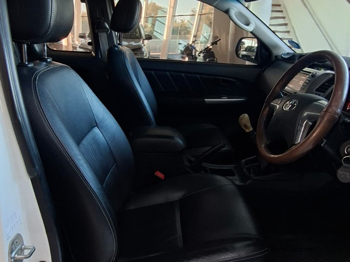2015 Toyota Hilux photo 5