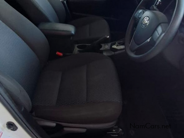 2025 Toyota Corolla photo 6