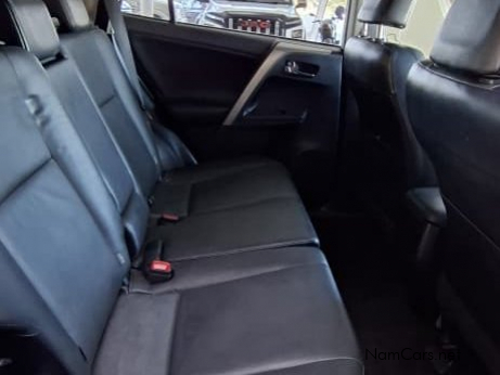 2014 Toyota Rav4 photo 5