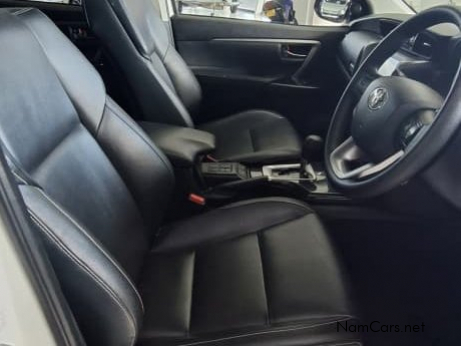 2025 Toyota Fortuner photo 6