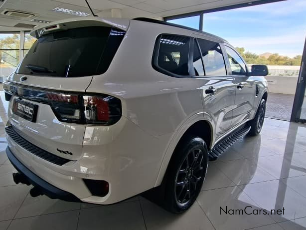 2024 Ford Everest photo 3