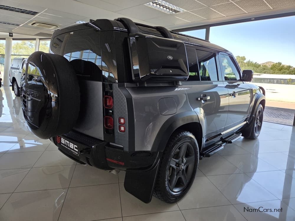 2024 Land Rover 110 photo 4