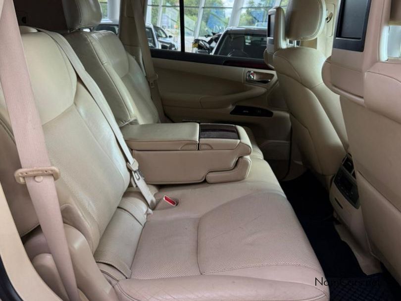 2014 Lexus LX photo 5