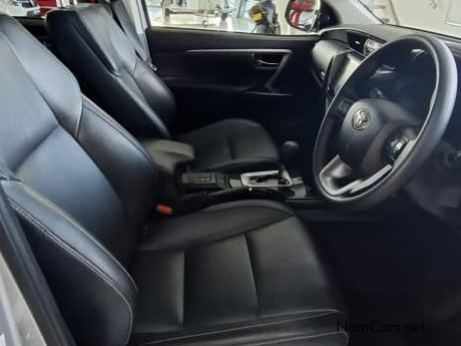 2025 Toyota Fortuner photo 6