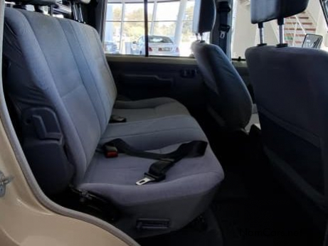 2018 Toyota Land Cruiser photo 5