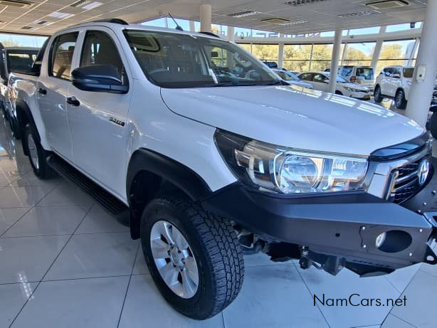 2020 Toyota Hilux photo 2