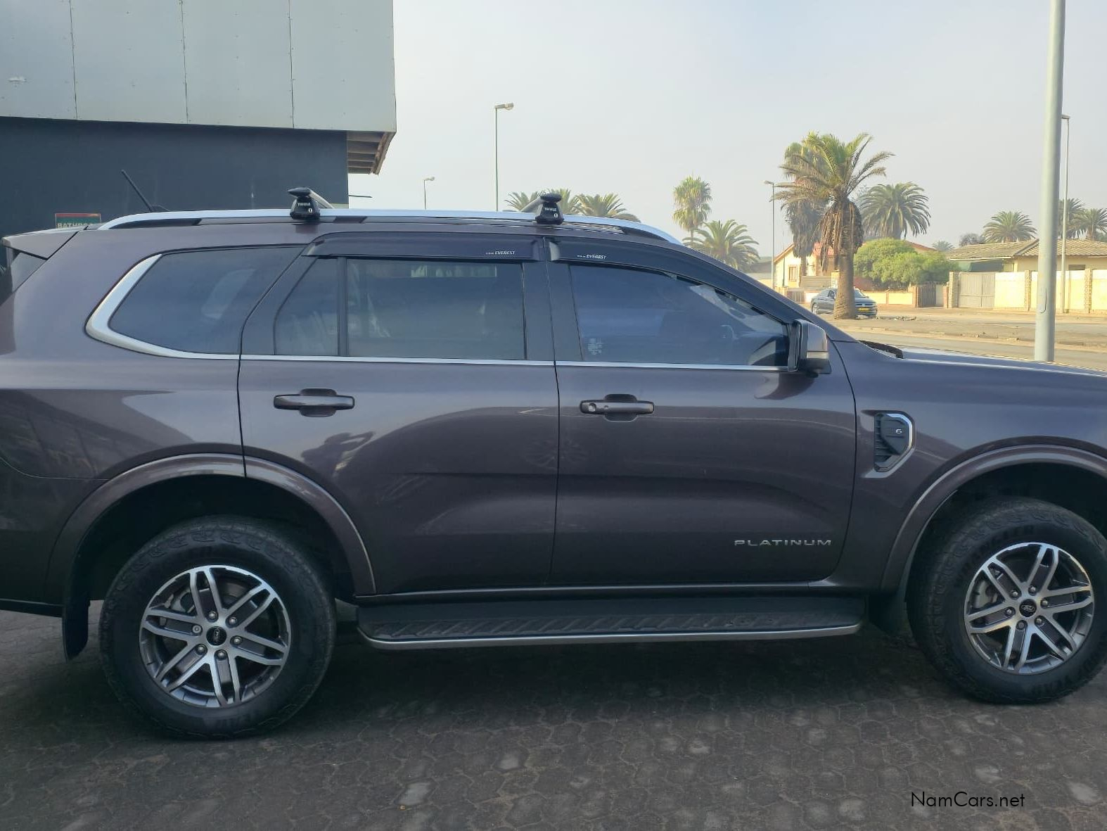 2023 Ford Everest photo 6