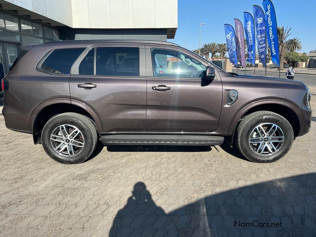 2026 Ford Everest photo 2