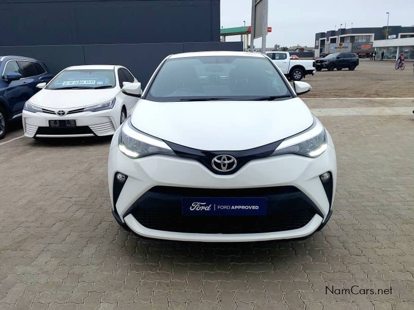 2020 Toyota Yaris photo 2