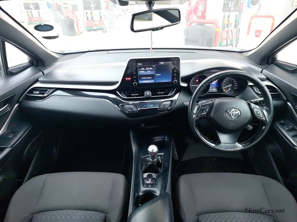 2020 Toyota Yaris photo 6