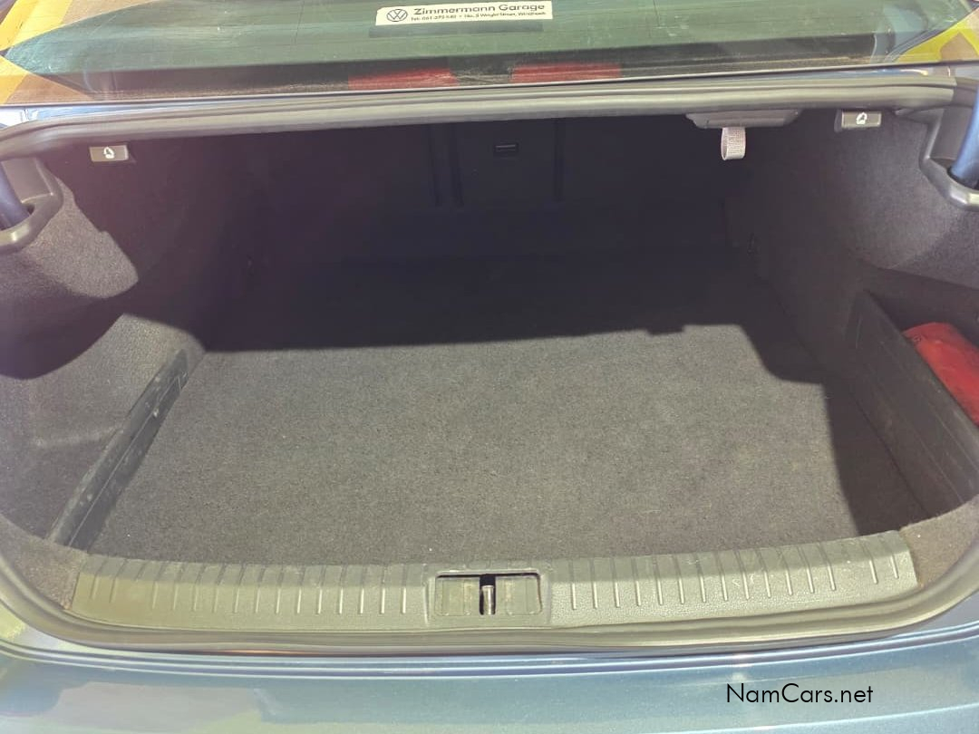 2015 Volkswagen Passat photo 12