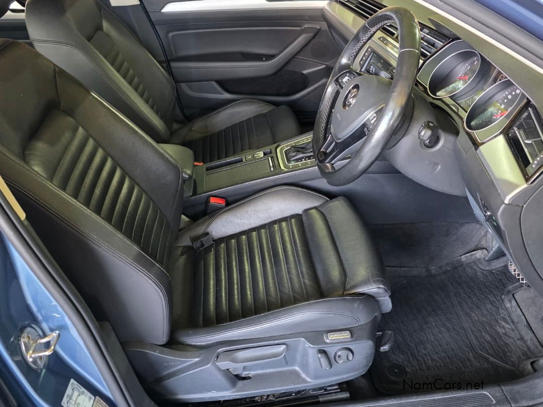 2015 Volkswagen Passat photo 8