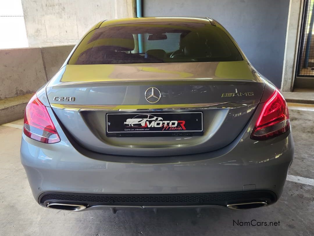 2016 Mercedes-Benz C Class photo 10