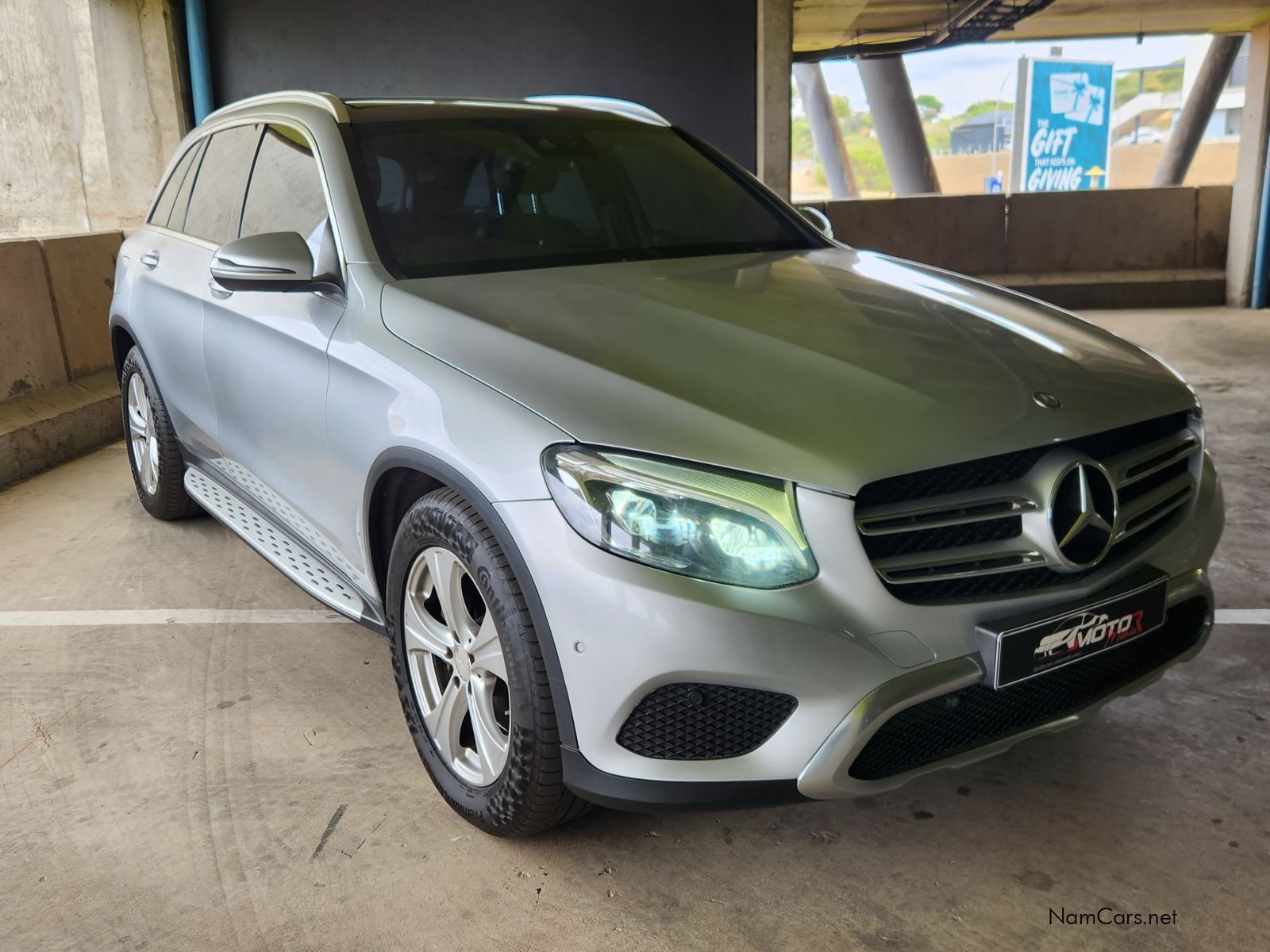 2016 Mercedes-Benz GLC photo 1