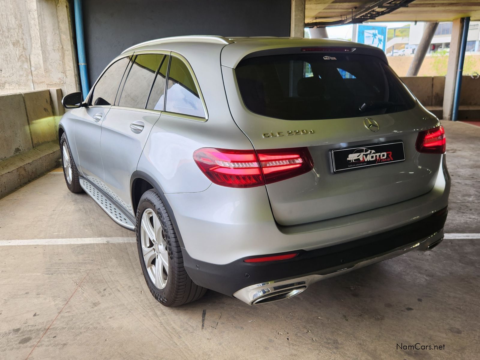 2016 Mercedes-Benz GLC photo 3