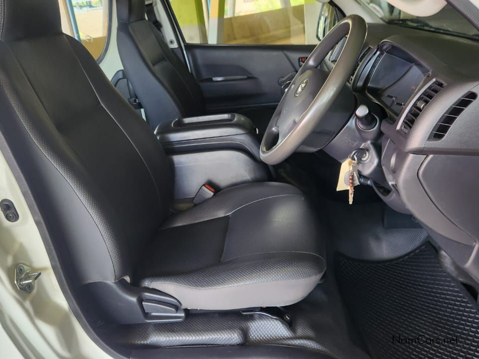 2023 Toyota Quantum photo 8