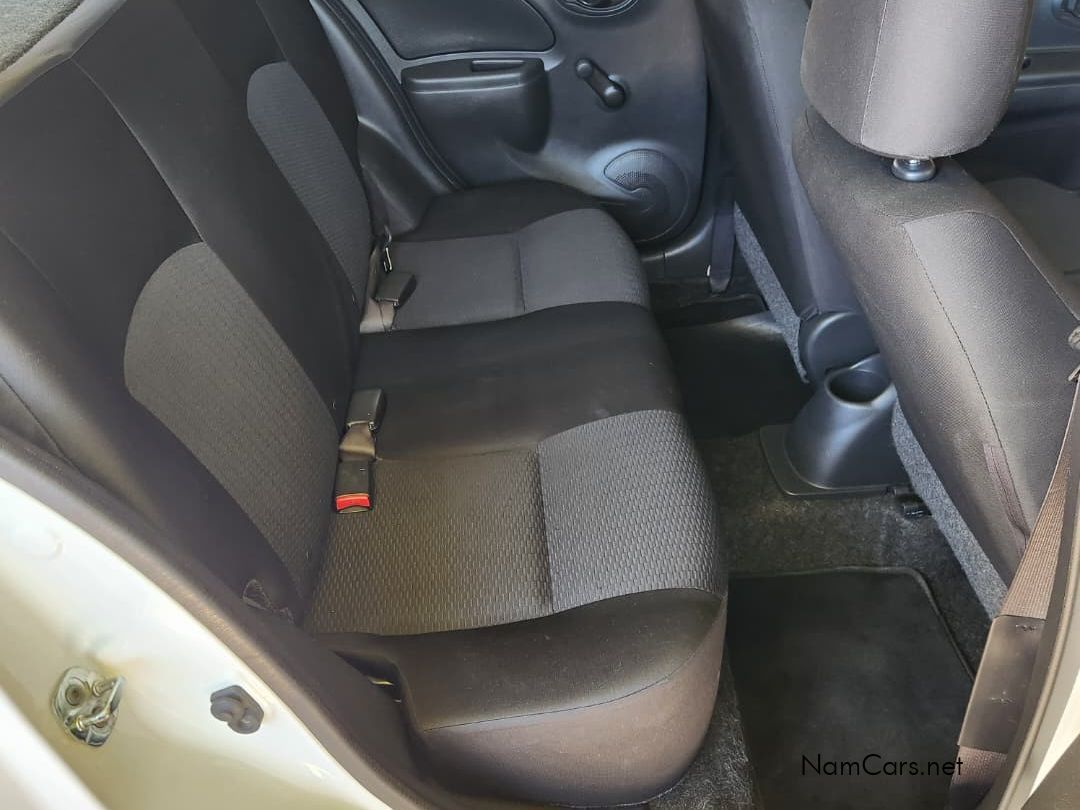 2013 Nissan Micra photo 10