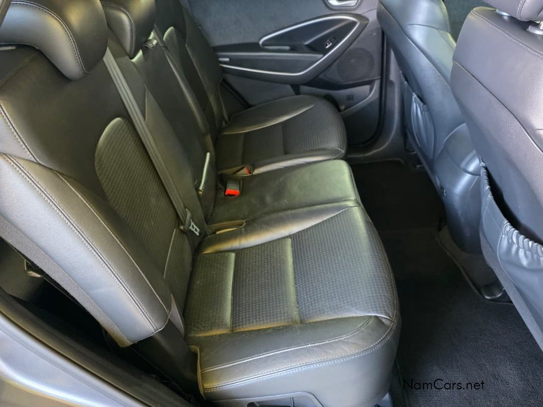 2014 Hyundai Santa-Fe photo 10