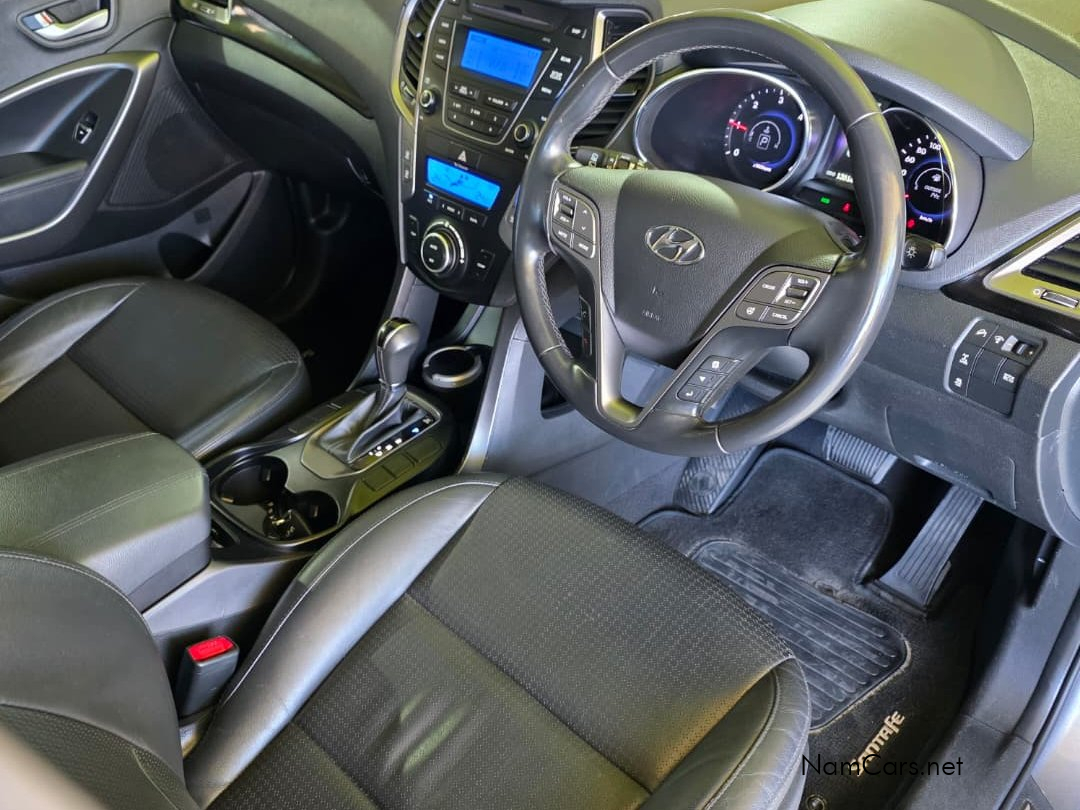 2014 Hyundai Santa-Fe photo 6