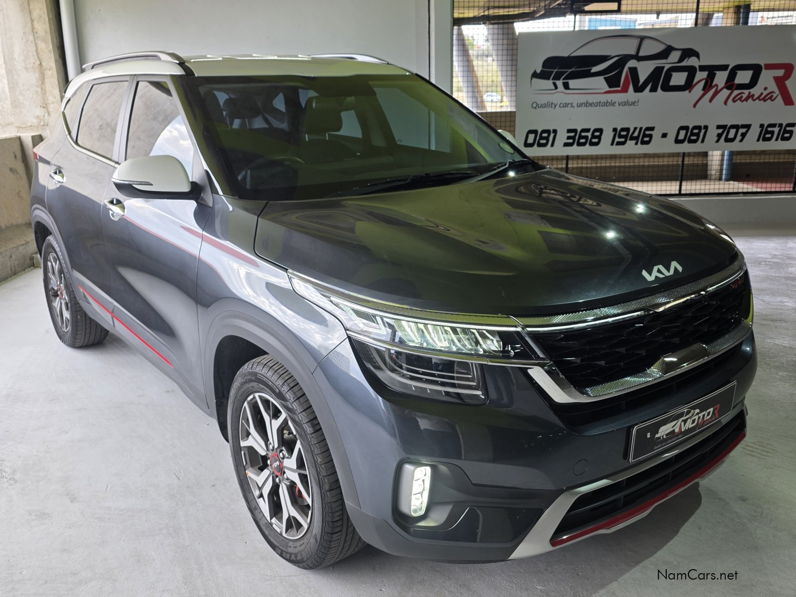 2023 Kia Seltos photo 1