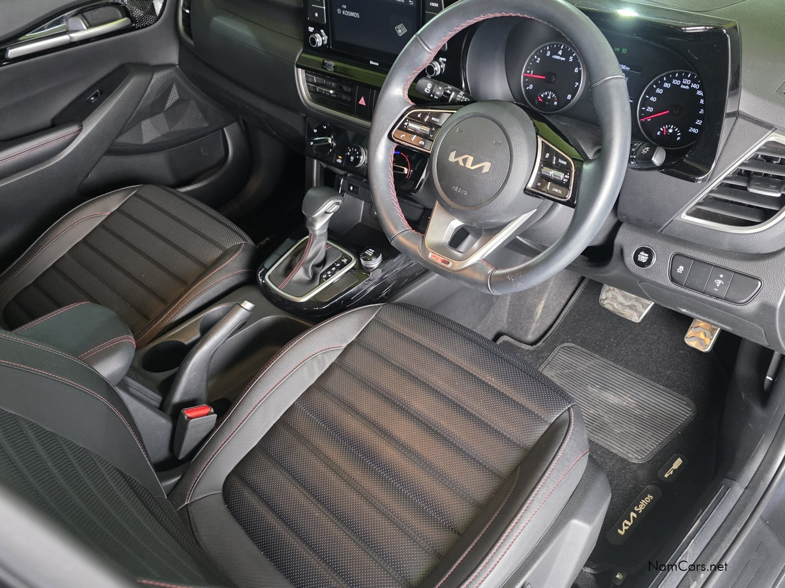 2023 Kia Seltos photo 6