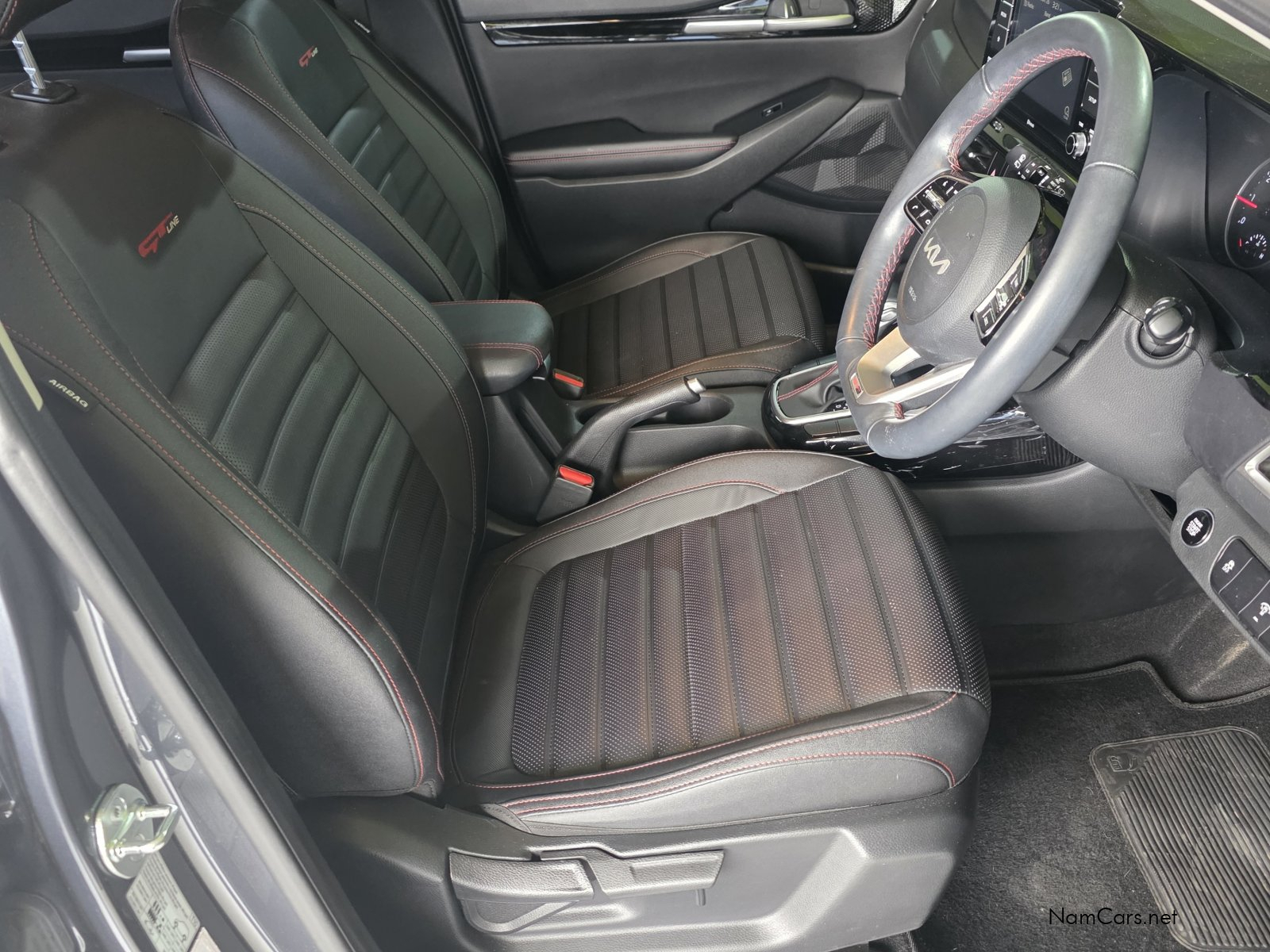 2023 Kia Seltos photo 8