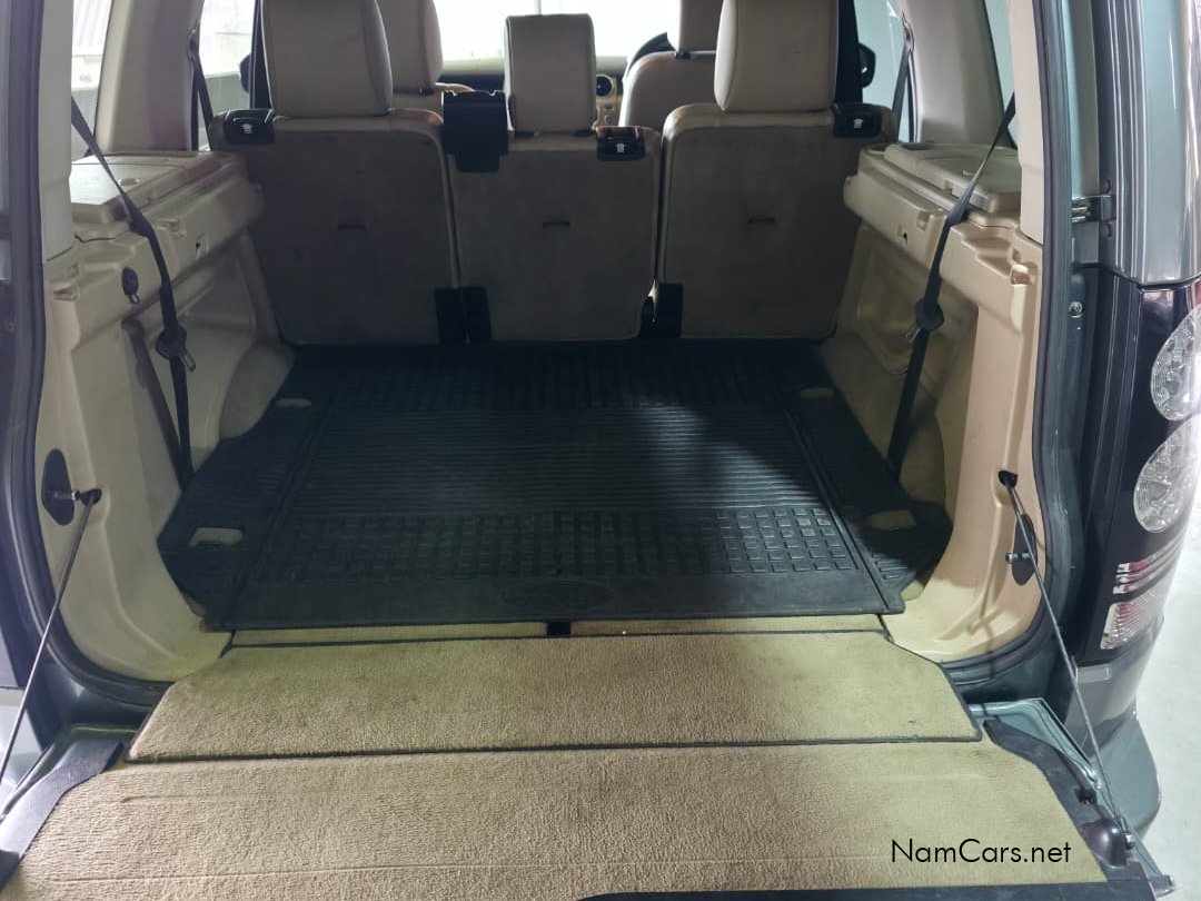 2014 Land Rover Discovery 4 photo 12