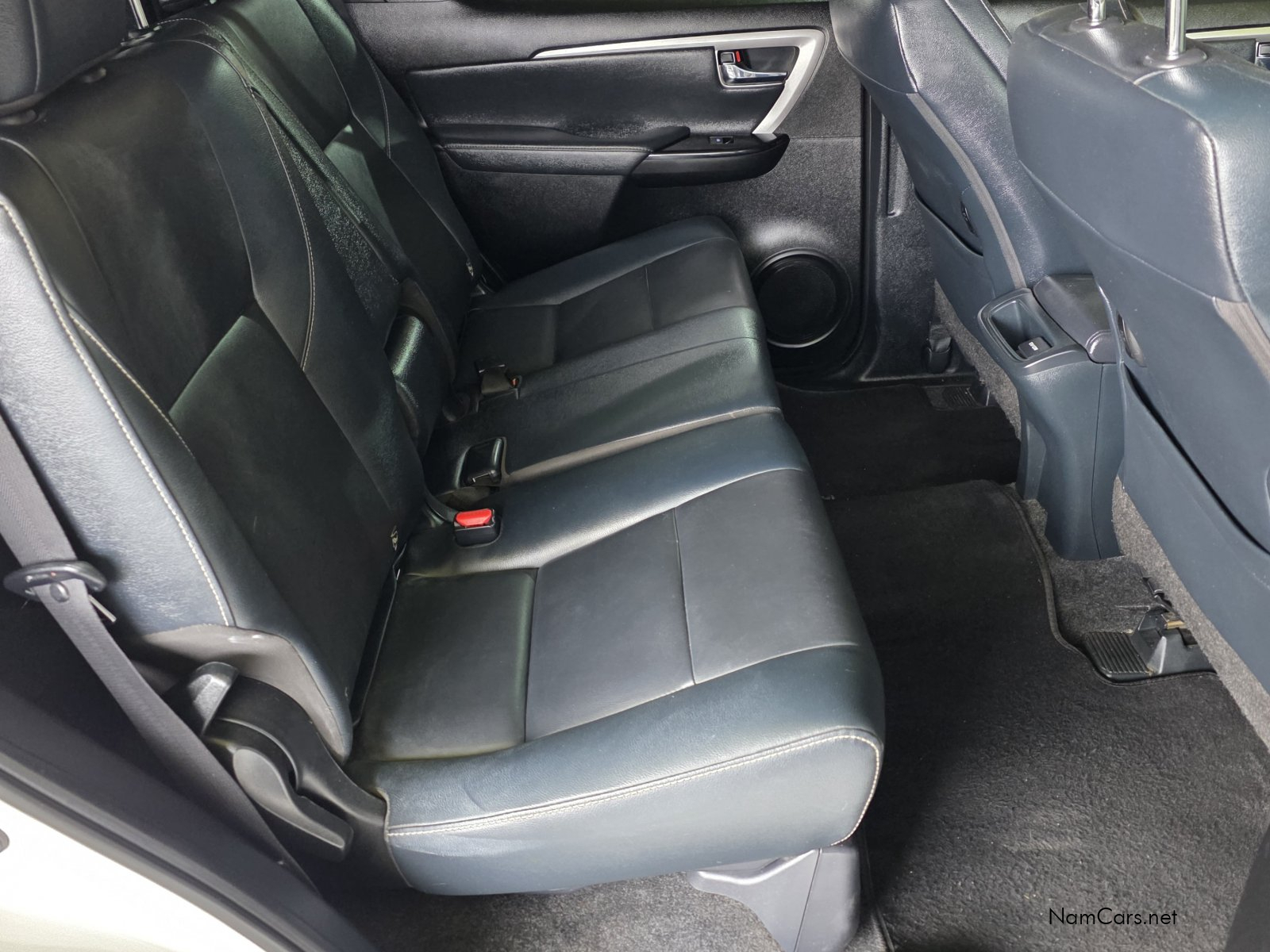 2025 Toyota Fortuner photo 10