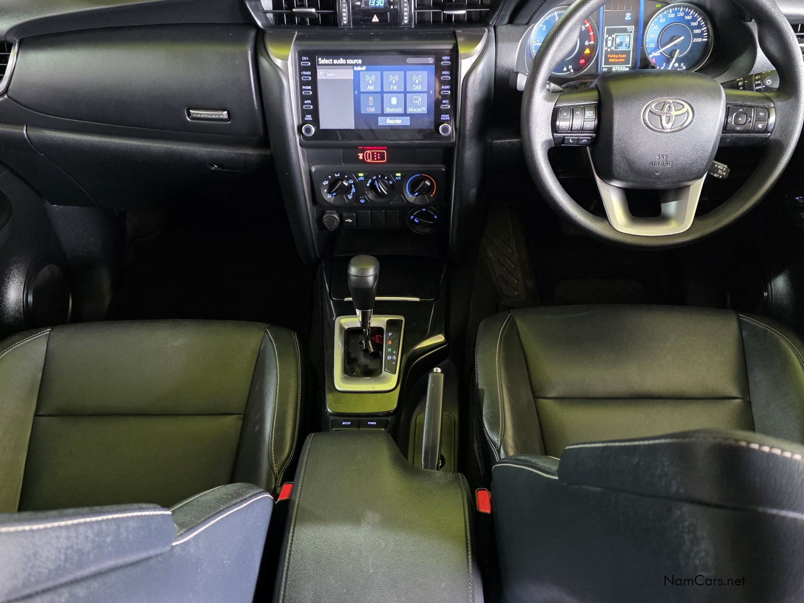 2025 Toyota Fortuner photo 4