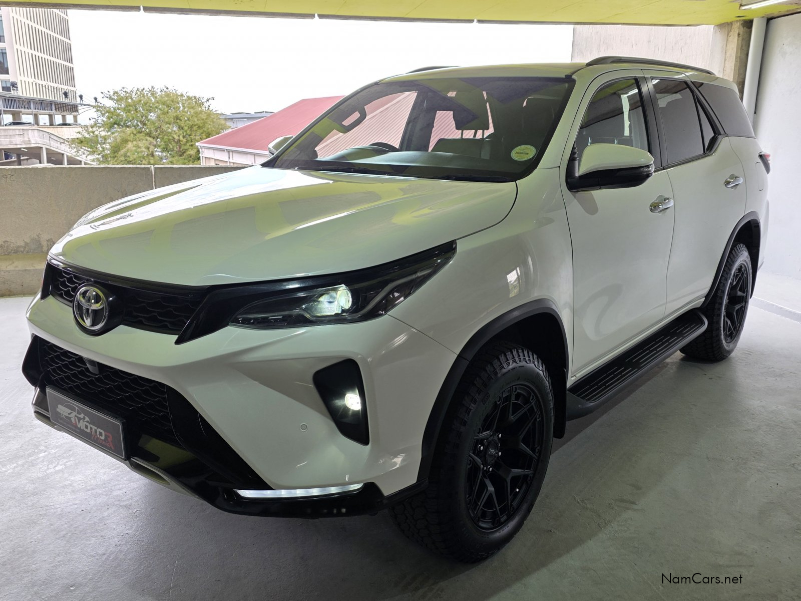 2025 Toyota Fortuner photo 7