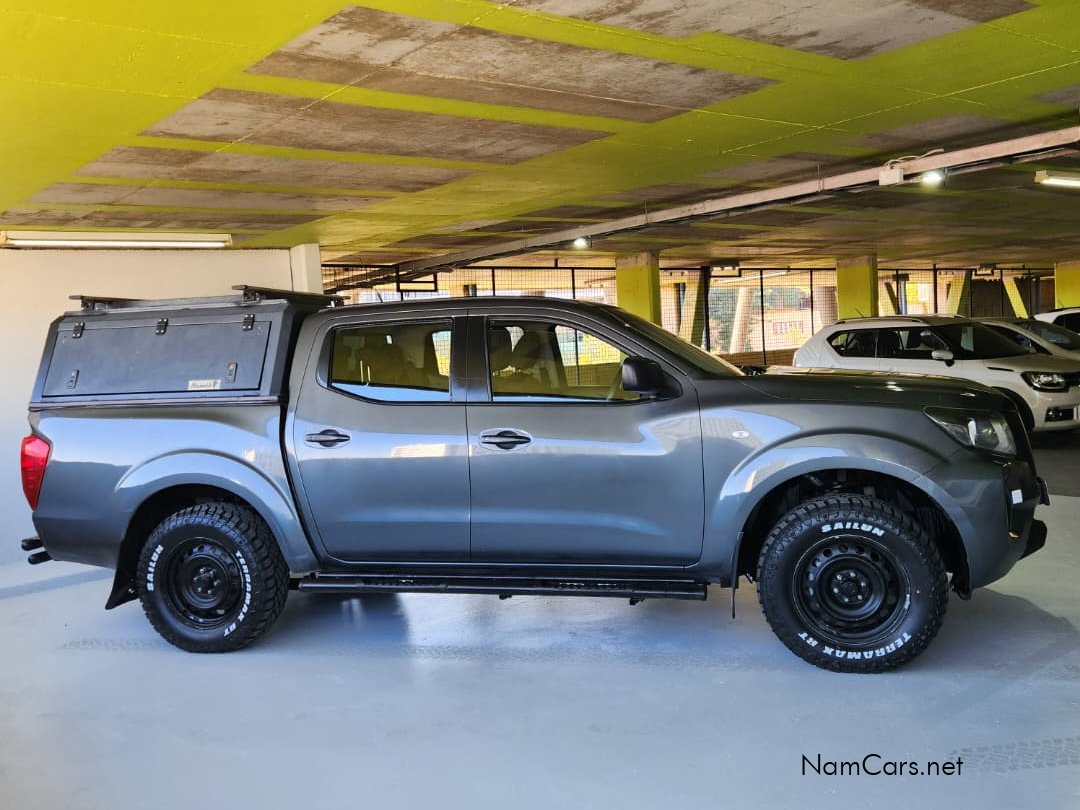 2022 Nissan Navara photo 2