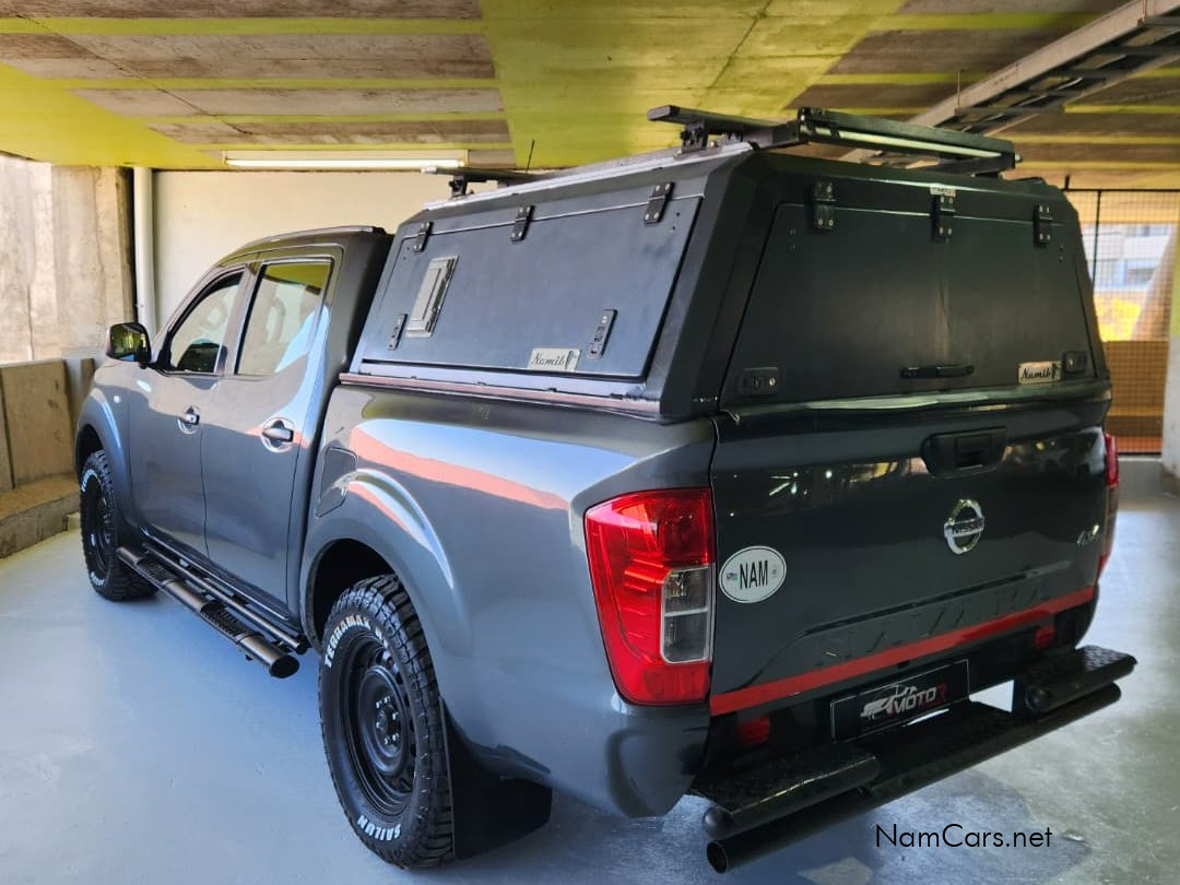 2022 Nissan Navara photo 3