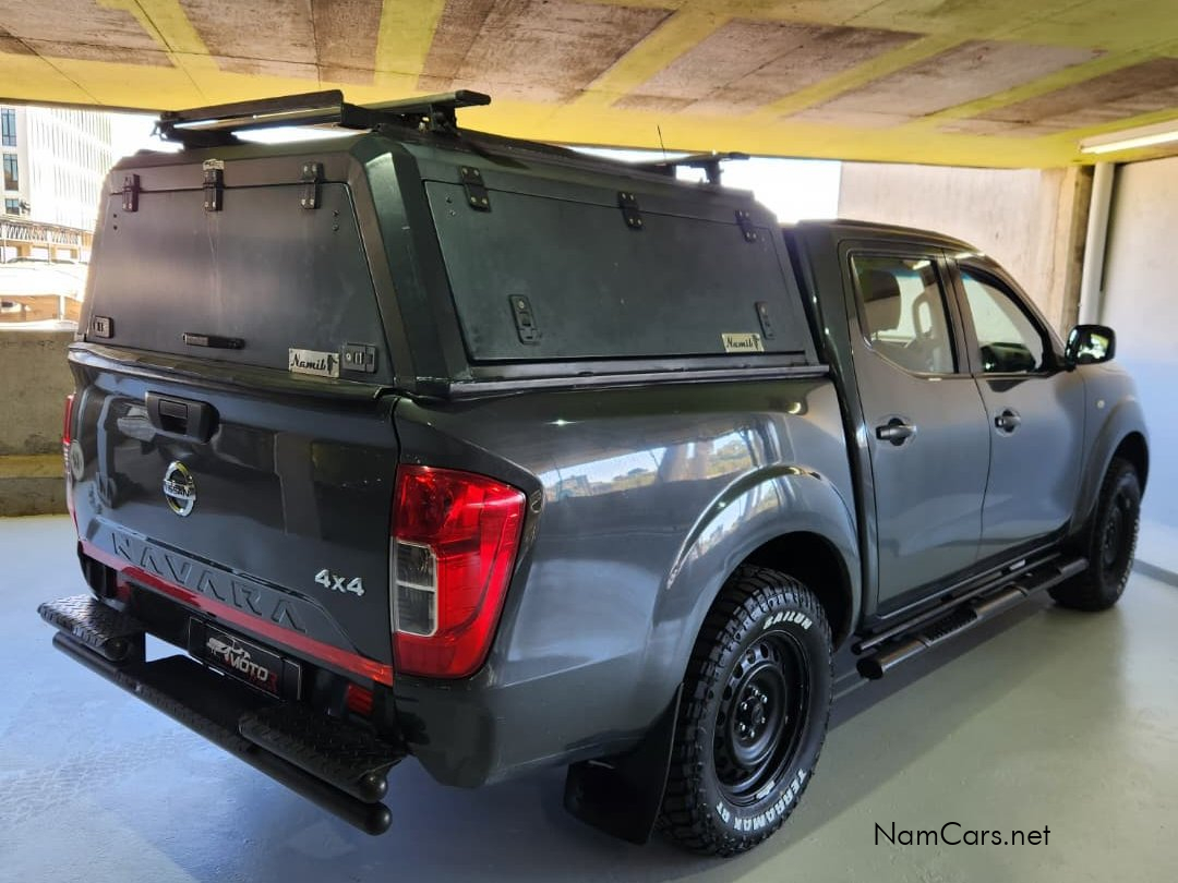 2022 Nissan Navara photo 9