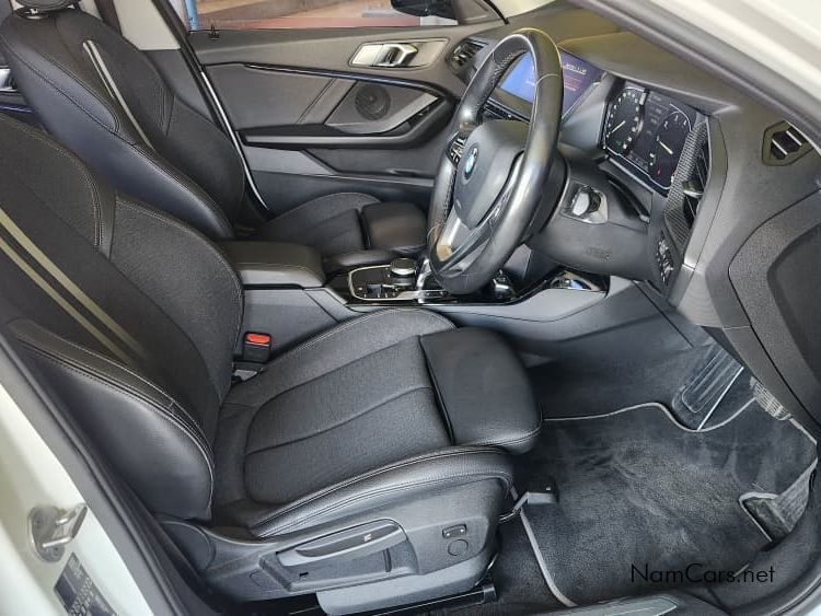 2020 BMW 1 Series photo 6