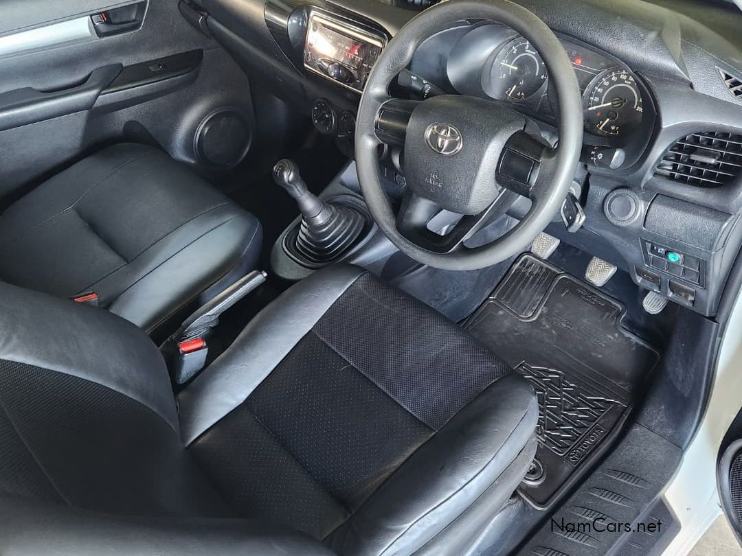 2019 Toyota Hilux photo 6