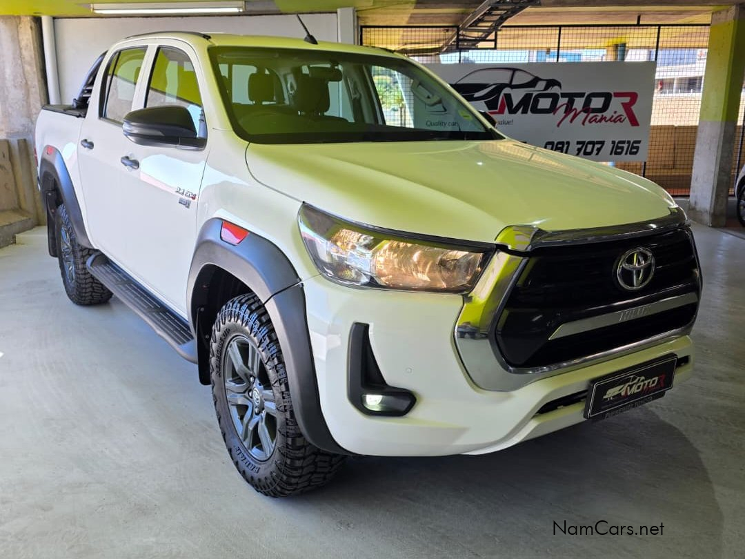 2024 Toyota Hilux photo 1