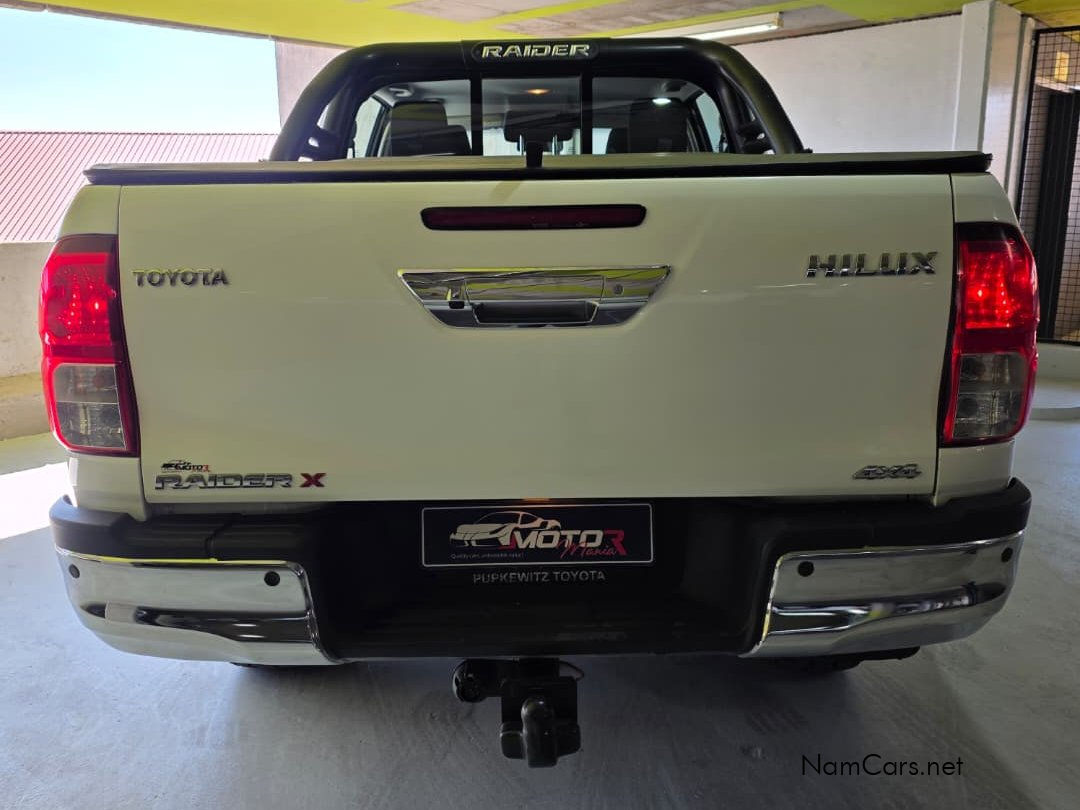 2024 Toyota Hilux photo 11
