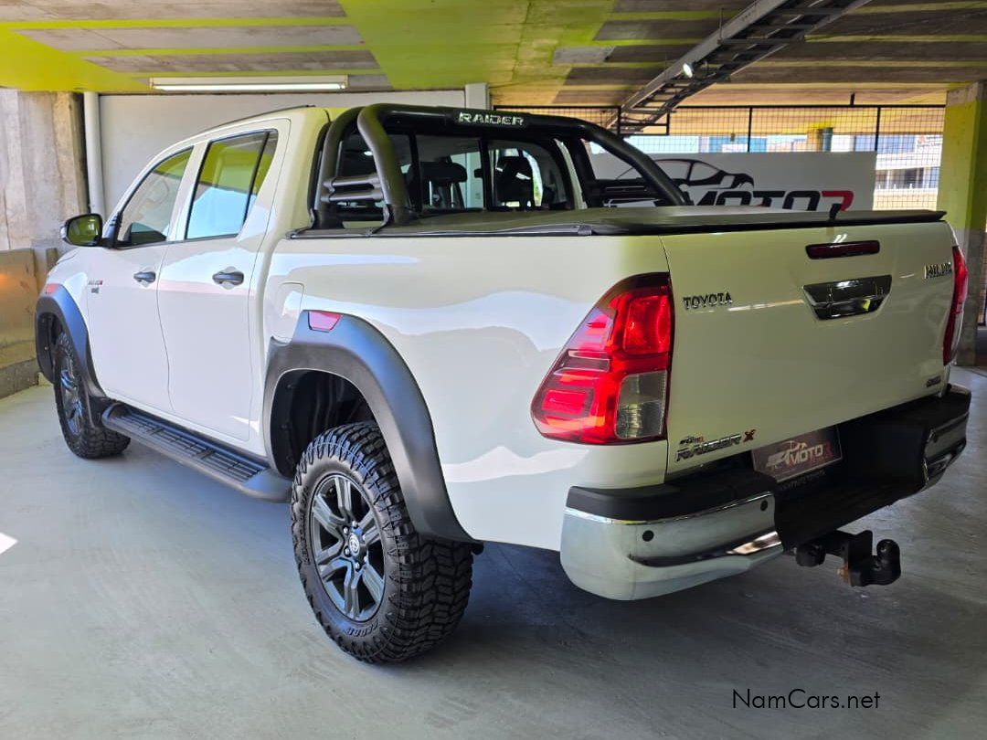 2024 Toyota Hilux photo 3