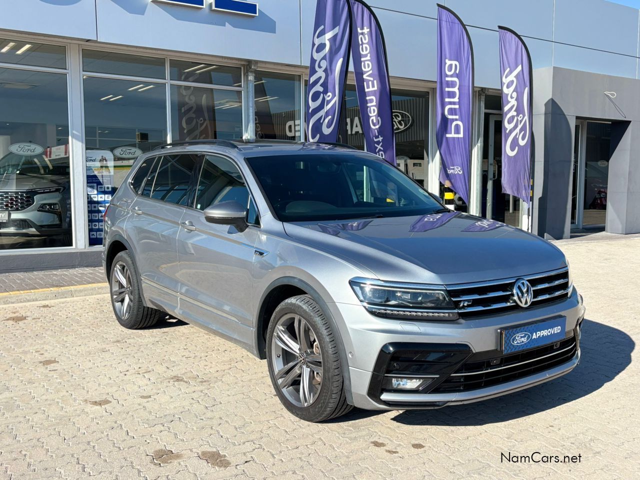 2021 Volkswagen Tiguan photo 1