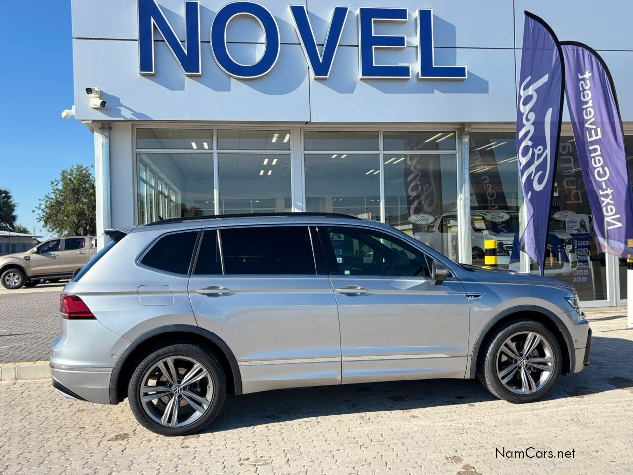 2021 Volkswagen Tiguan photo 4