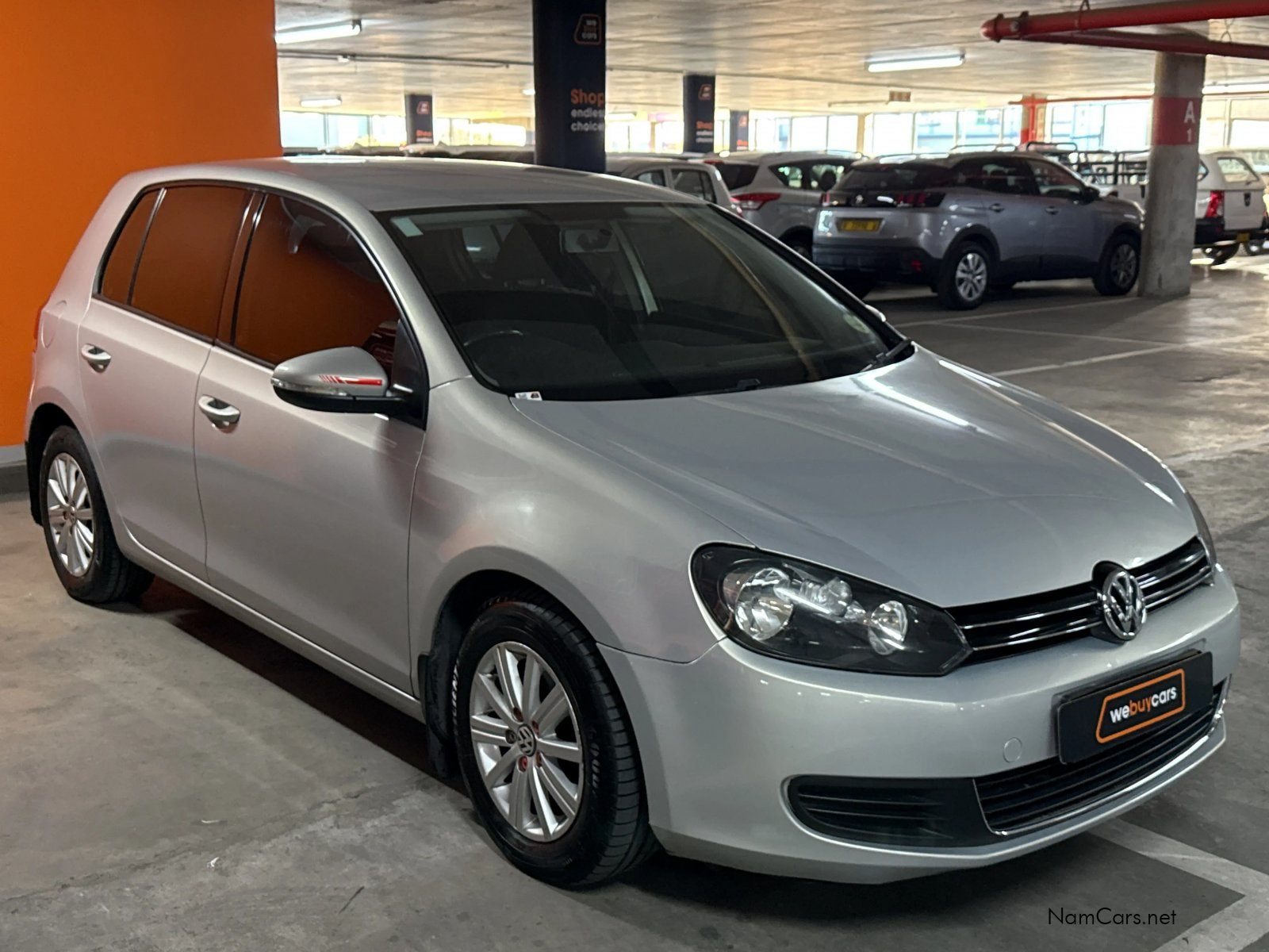 2010 Volkswagen Golf photo 5