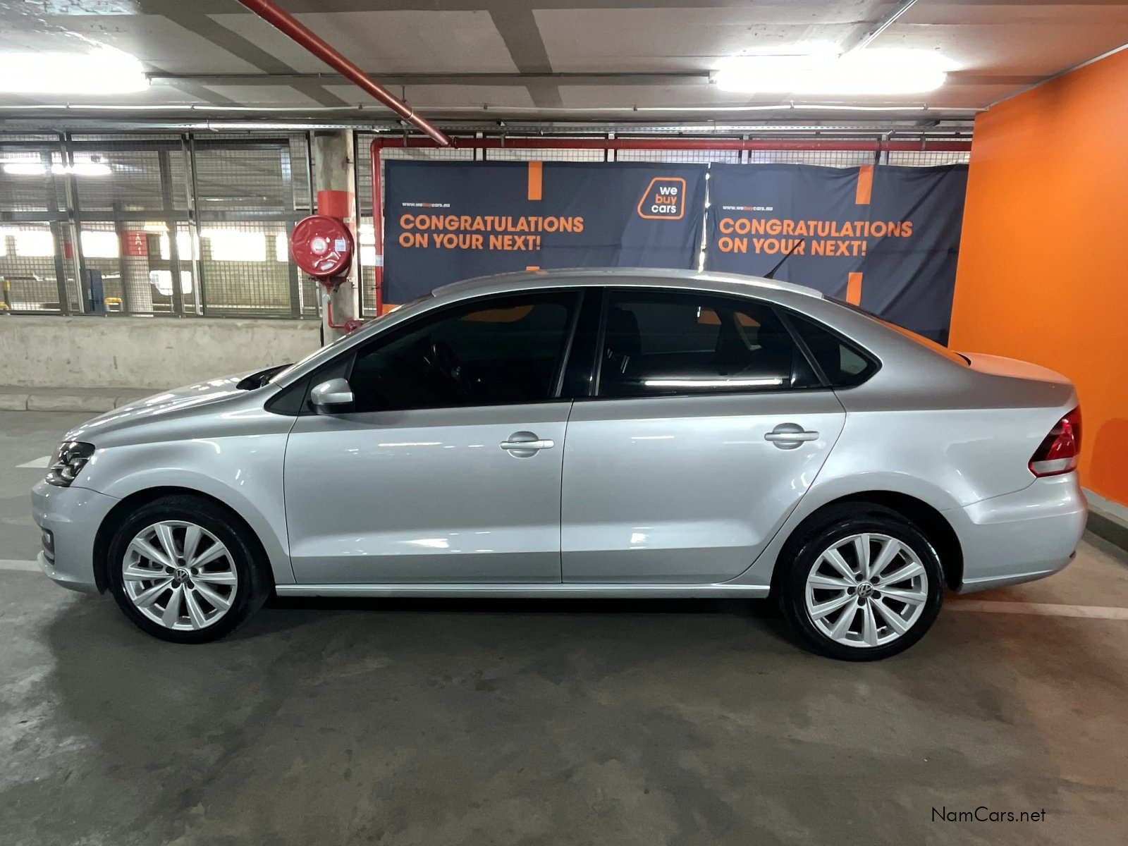 2019 Volkswagen Polo photo 2